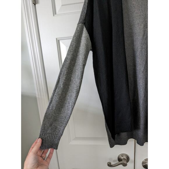 Old Navy Colorblock Open Cardigan Sweater - Picture 2 of 5